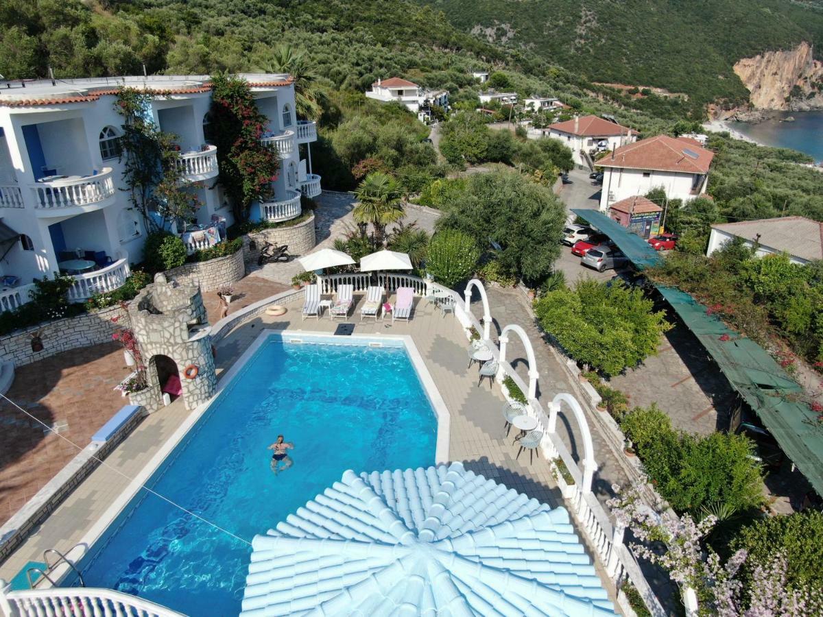 Dolphin Apartments 1 Parga Bagian luar foto