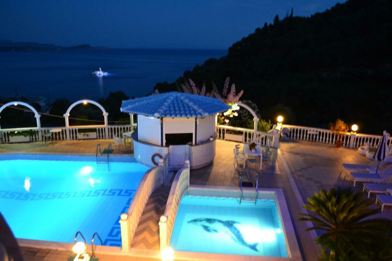 Dolphin Apartments 1 Parga Bagian luar foto